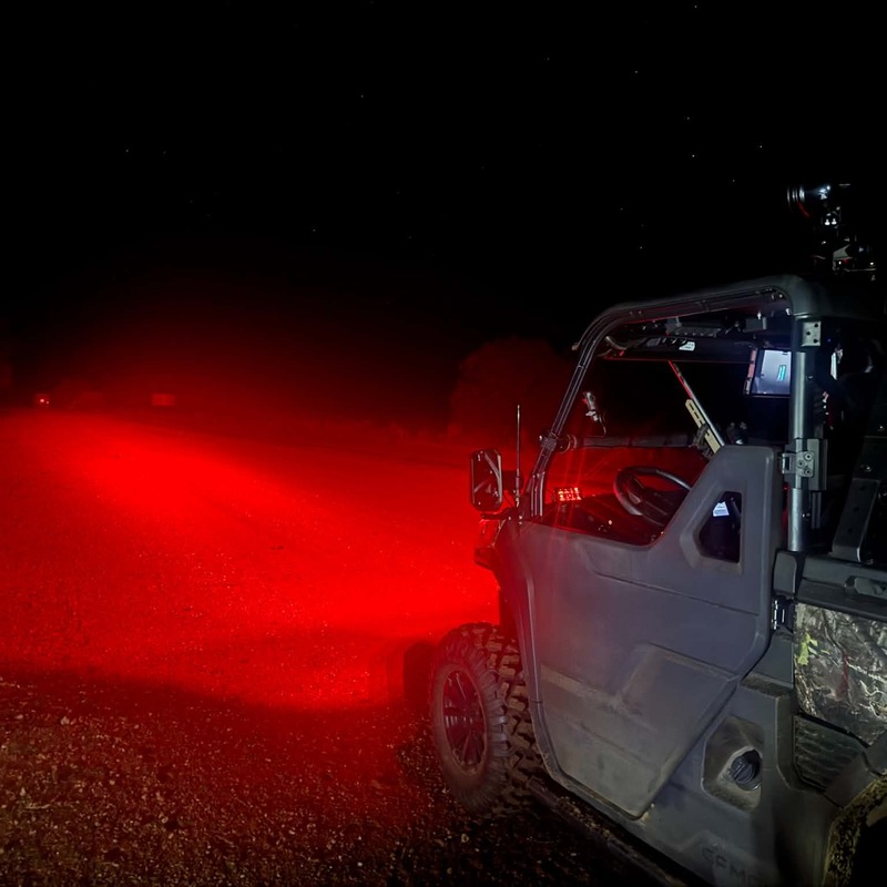 Professional night pest control using vehicle-mounted spotlights